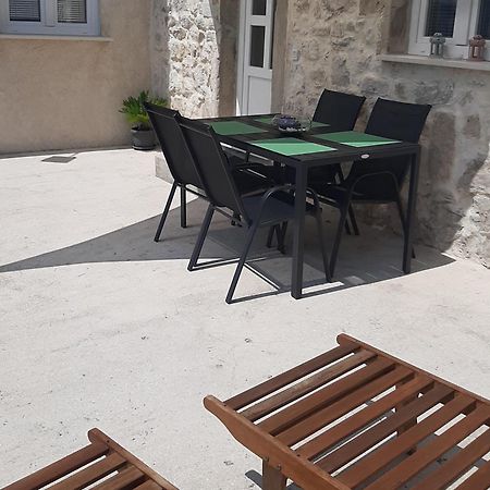 Little Stone House Διαμέρισμα Buici  Εξωτερικό φωτογραφία