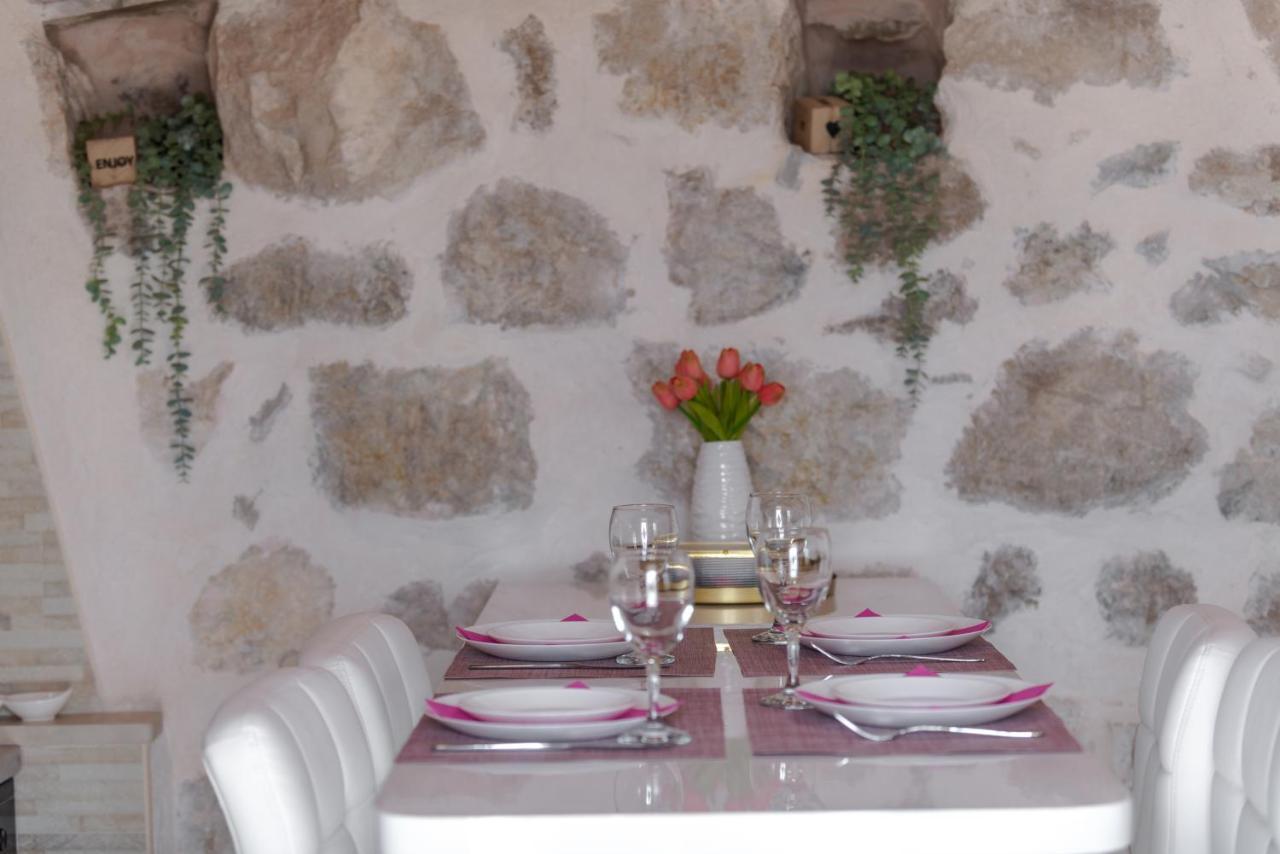 Little Stone House Διαμέρισμα Buici  Εξωτερικό φωτογραφία
