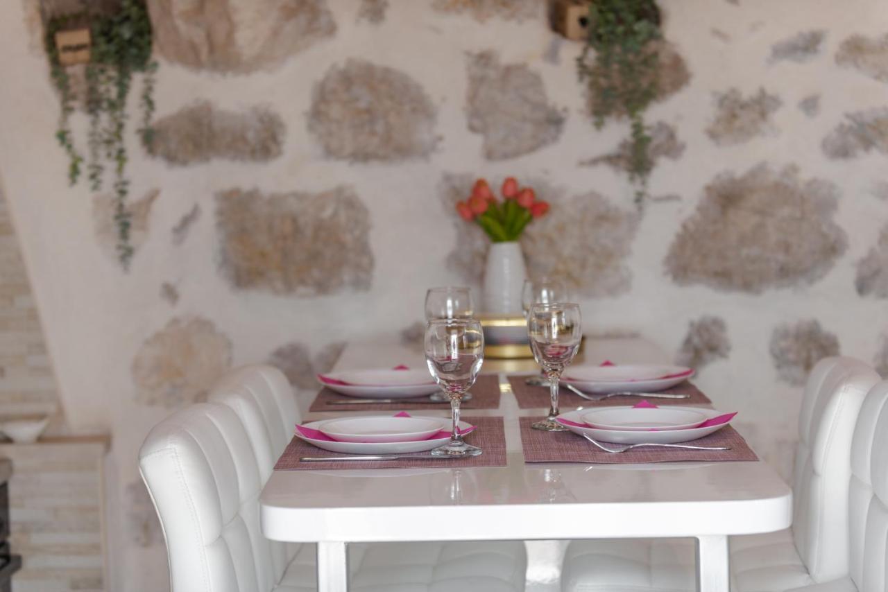 Little Stone House Διαμέρισμα Buici  Εξωτερικό φωτογραφία